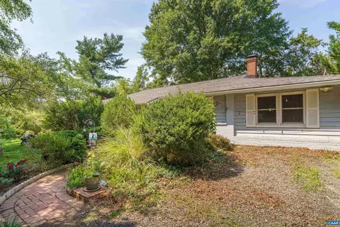 718 S Main St S, Gordonsville, VA 22942