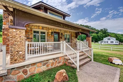19078 Spotswood Trl, Elkton, VA 22827