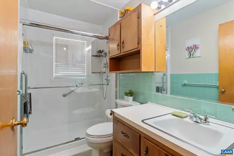 Bath - 1329 E Main St E, Waynesboro, VA 22980 photo 1 of 1