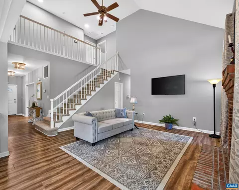 Entry Way - 1267 Oneals Rd, Madison, VA 22727 photo 6 of 9