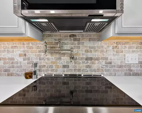 Kitchen - 1267 Oneals Rd, Madison, VA 22727 photo 6 of 7