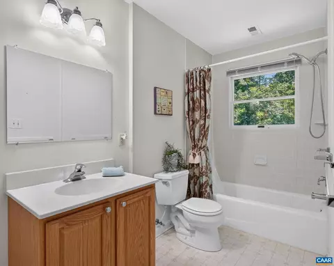 Bath - 1267 Oneals Rd, Madison, VA 22727 photo 4 of 4
