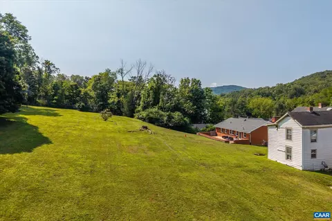 Exterior - 1325 E Main St E, Waynesboro, VA 22980 photo 12 of 16