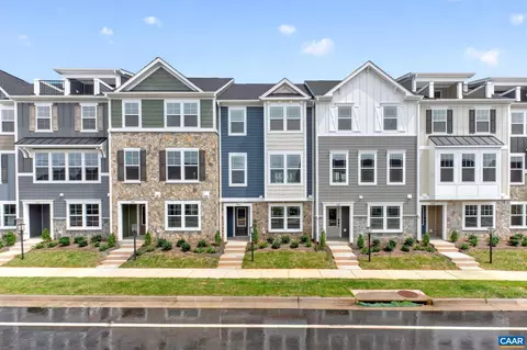 786 Park Ridge Dr, Crozet, VA 22932
