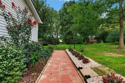 Exterior - 52 Cloverdale Ln, Stuarts Draft, VA 24477 photo 9 of 19