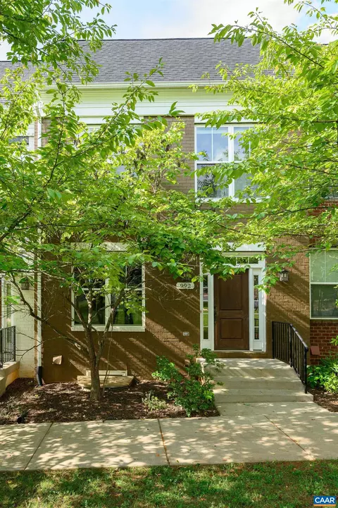 992 Belvedere Way, Charlottesville, VA 22901
