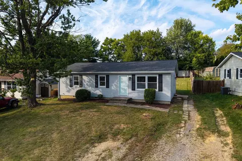 25 Westgate Rd, Verona, VA 24482