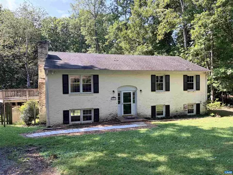 4813 Mechunk Rd, Keswick, VA 22947
