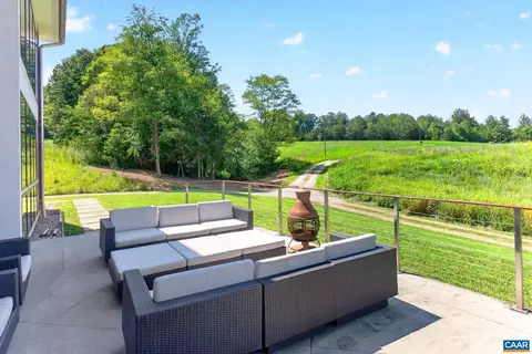 Exterior - 275 Miller School Rd, Charlottesville, VA 22903 photo 11 of 13