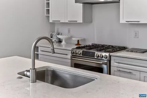 Kitchen - 275 Miller School Rd, Charlottesville, VA 22903 photo 6 of 6
