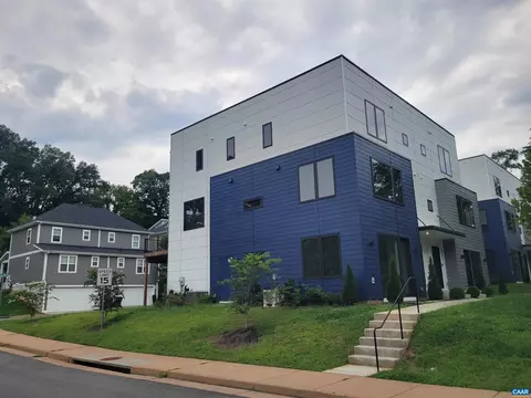 987 5th St SW, Charlottesville, VA 22902