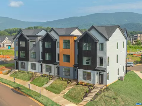 14 Larkin Ave, Crozet, VA 22932