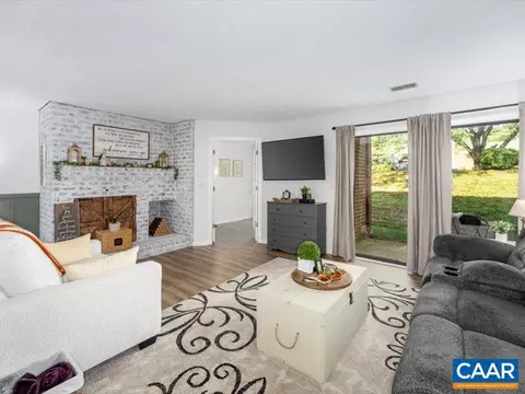 136 Green Turtle Ln #3, Charlottesville, VA 22901