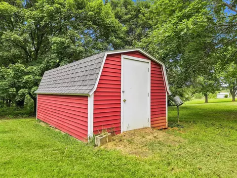 Exterior - 1749 Georgetown Rd, Mount Jackson, VA 22842 photo 8 of 11