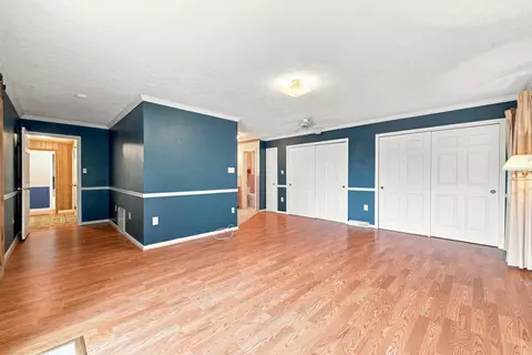 Living - 1749 Georgetown Rd, Mount Jackson, VA 22842 photo 9 of 12