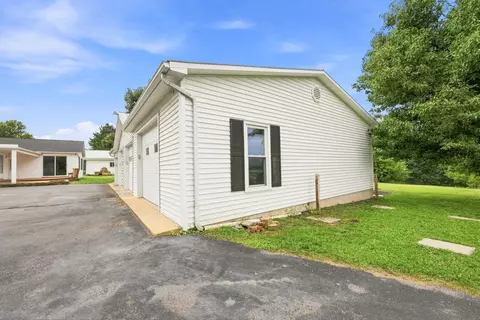 Exterior - 1749 Georgetown Rd, Mount Jackson, VA 22842 photo 10 of 11