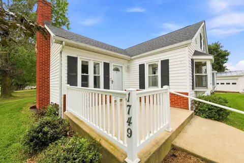 Exterior - 1749 Georgetown Rd, Mount Jackson, VA 22842 photo 6 of 11