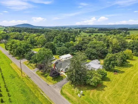 View/Area - 1749 Georgetown Rd, Mount Jackson, VA 22842 photo 3 of 9