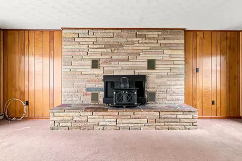 Living - 1749 Georgetown Rd, Mount Jackson, VA 22842 photo 7 of 12