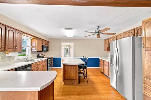 Kitchen - 1749 Georgetown Rd, Mount Jackson, VA 22842 photo 3 of 4