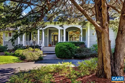 540 Cedar Meadow Dr, Nellysford, VA 22958