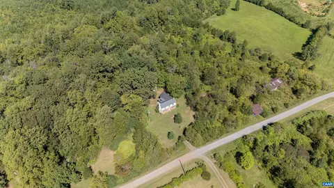 0 Roachs Ln, Dillwyn, VA 23936 photo 2