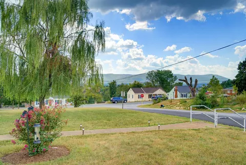 Exterior - 248 Stuart Ave, Stuarts Draft, VA 24477 photo 4 of 11