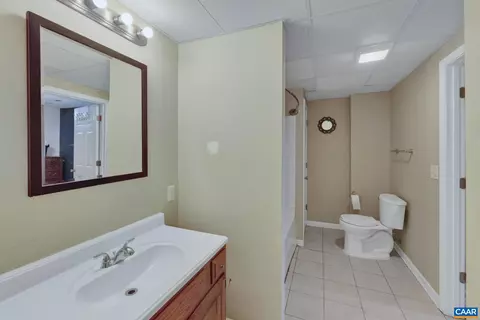 Bath - 13 Horseback Ln, Palmyra, VA 22963 photo 3 of 3