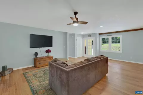 Living - 13 Horseback Ln, Palmyra, VA 22963 photo 1 of 1