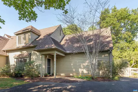 1134 Amber Ridge Rd, Charlottesville, VA 22901