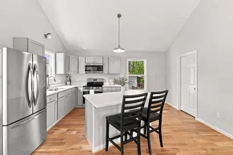 709 Mineola St, Staunton, VA 24401