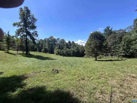 Exterior - 301 Dulaney Mountain Rd, Madison, VA 22727 photo 7 of 9