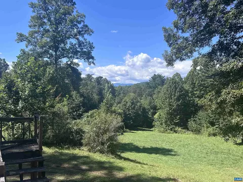 Exterior - 301 Dulaney Mountain Rd, Madison, VA 22727 photo 6 of 9