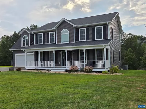 386 Rosewood Dr, Scottsville, VA 24590