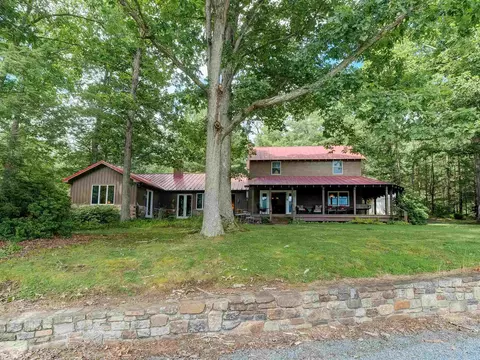 26606 Sam Snead Hwy, Warm Springs, VA 24484