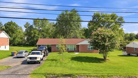 82 Pleasant Hill Rd, Harrisonburg, VA 22801