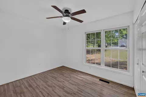 Bedroom - 573 Jefferson Dr, Palmyra, VA 22963 photo 2 of 4