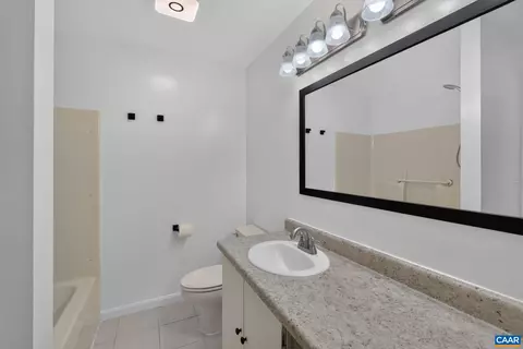 Bath - 573 Jefferson Dr, Palmyra, VA 22963 photo 2 of 2