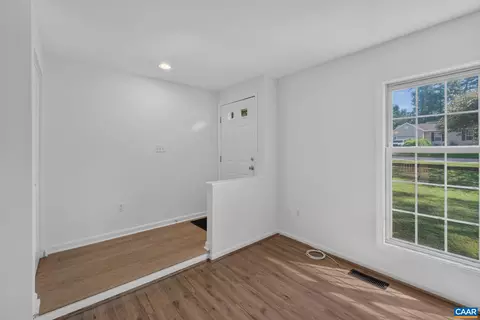 Entry Way - 573 Jefferson Dr, Palmyra, VA 22963 photo 2 of 2