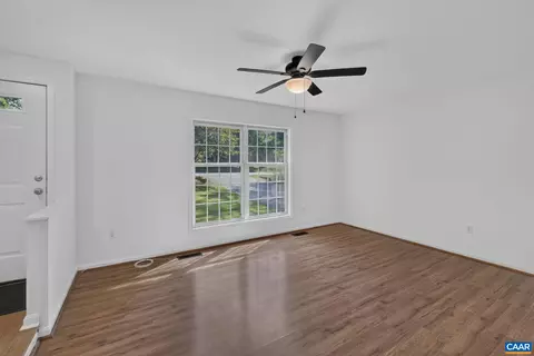 Living - 573 Jefferson Dr, Palmyra, VA 22963 photo 1 of 3
