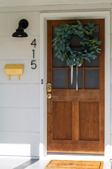 Entry Way - 415 Cherry Ave, Waynesboro, VA 22980 photo 1 of 6