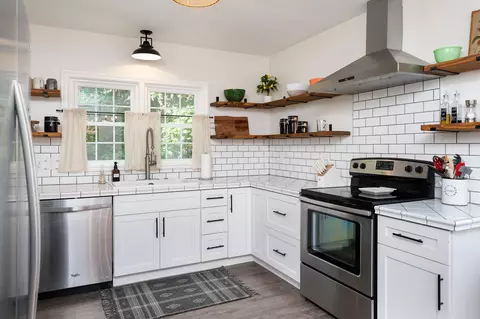 Kitchen - 415 Cherry Ave, Waynesboro, VA 22980 photo 2 of 20