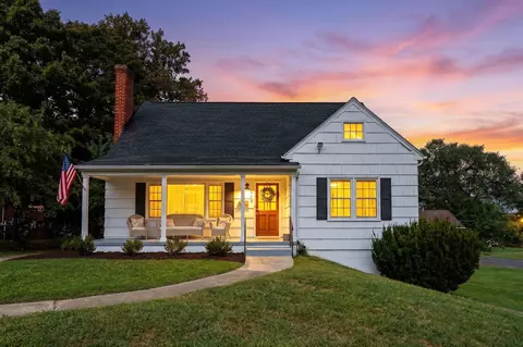 Exterior - 415 Cherry Ave, Waynesboro, VA 22980 photo 2 of 13
