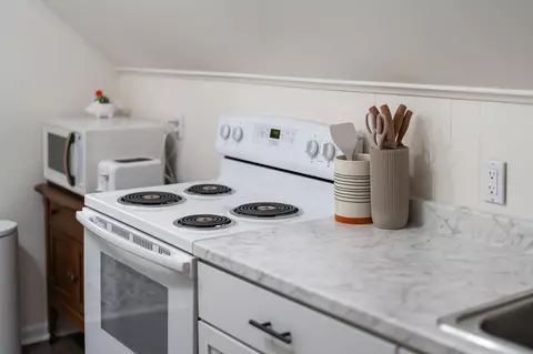 Kitchen - 415 Cherry Ave, Waynesboro, VA 22980 photo 13 of 20
