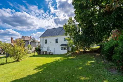 Exterior - 415 Cherry Ave, Waynesboro, VA 22980 photo 10 of 13