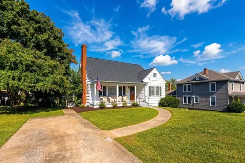 Exterior - 415 Cherry Ave, Waynesboro, VA 22980 photo 12 of 13