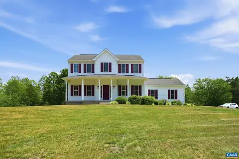 830 Raccoon Rdg, Scottsville, VA 24590