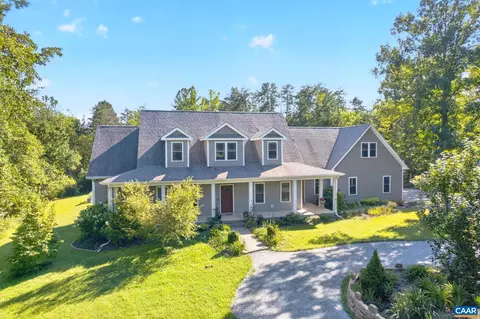 236 Pointer Ln, Zion Crossroads, VA 22942