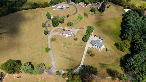 View/Area - 17 Killdeer Ln, Stuarts Draft, VA 24477 photo 8 of 13
