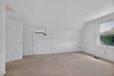Bedroom - 17 Killdeer Ln, Stuarts Draft, VA 24477 photo 8 of 8